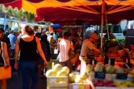 Le grand marché du mercredi (Salon-de-Provence) | Office de Tourisme de  Salon de Provence