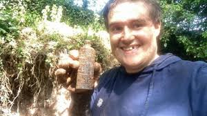 Rather happy with this find : r/Archeology