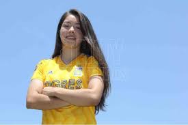 Jersey tigres femenil 2019 nayeli rangel utileria. Hoy Tamaulipas Martinez Rechaza Tigres Femenil Sea Favorito Sobre America En Final