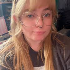 Who does everyone go to, to get your hair done??