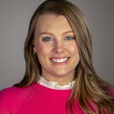 Penelope Dean's Instagram, Twitter & Facebook