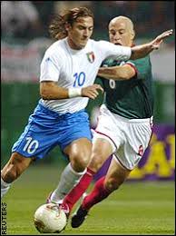 Francesco totti, ufficiale omri, (italian pronunciation: Espn Com Page 2 Ending On A Low Note