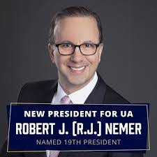 Chris Makara's Instagram, Twitter & Facebook