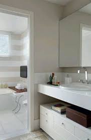 Banheiro Com Cuba De Sobrepor E Gabinete Branco Apartamentos Decorados Banheiros Modernos Banheiro Minimalista