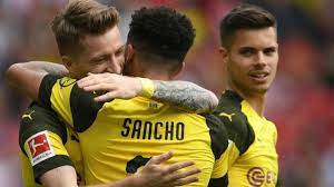 Gegen wen spielen bayern münchen hier findest du aktuelle infos dazu, wo fußball heute abend gespielt wird. Fussball Heute Live Im Tv Stream Live Ticker Spiele Der Woche