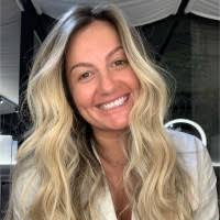 50+ perfis com “Loretta”