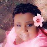 Kim Bray's Instagram, Twitter & Facebook