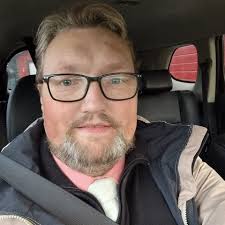 Hi again :) have tryed to connect the s50 to laptop by wifi stream for live  view, and some told that the vlc was an answer to that, i'm not an network