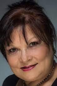 Sandra Gleeson's Instagram, Twitter & Facebook