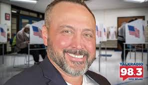 Aaron Spradlin's Instagram, Twitter & Facebook