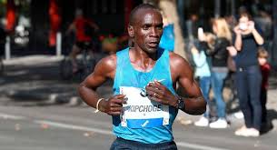 Sharing the trailer on social media, kipchoge said: Eliud Kipchoge Souveraner Sieger An Der Spree Leichtathletik De