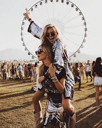 Coachella 2018 Outfit Friend Pictures Friend Photoshoot Cute Friend Pictures