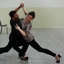 Vous voulez préparer votre ouverture de bal de mariage ? Les 10 Meilleurs Cours De Danse A Bourg En Bresse Ain