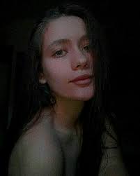 Carta para mi hermana menor💙 Te extraño, pero cada vez que miro la mujer  que te estás convirtiendo solo puedo sentir orgullo.😍 Eres una mujer  increíble, respetuosa, talentosa, creativa y muchas cualidades