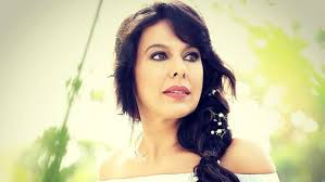 Pooja Bedi praises ex-husband, slams misleading headlines as her interview 