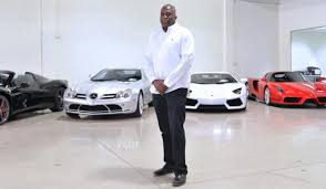 Floyd mayweather's car collection introduced by bruce the. The Greatest Hits In Floyd Mayweather S Car Collection Autowise