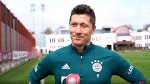 Robert lewandowski was born on 21 august 1988 in warschau and plays for fc bayern münchen. How Robert Lewandowski Is Preparing For His Comeback