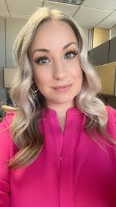 Cecilia Waters's Instagram, Twitter & Facebook