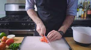 Binging with babish is the realization of a young(ish) man's dream to combine his love of film and cooking, and to have some fun in the process. Binging With Babish