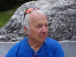 Hallo Sylvia, Du weißt, ich bin eigentlich kein Fischingar, aber habe  immerhin die erste Fahrschule in der Altersgruppe betrieben.48 schöne Jahre  lang und das sehr gerne. Jetzt bin ich über 80 Jahre