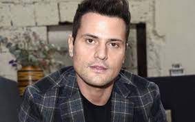 Does rocco stark have tattoos? Nicht Fair Rocco Stark Bereut Seine Take Me Out Xxl Teilnahme