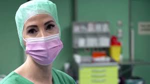 Docs auf Schicht: Neurochirurgie: OPs an Gehirn und Wirbelsäule