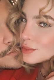 Damas y caballeros, belinda peregrin schull me acaba de hacer el hombre más afortunado del mundo, escribió. Christian Nodal Habria Comprado Un Anillo De Compromiso De Un Millon De Dolares Para Belinda Revelan Estilo Musa Celebridades