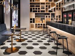 Beste preise für italienische und spanische polygonale fliesen mit der bestellung online. Sechseckige Kuchenfliese Aus Feinsteinzeug Bee Iperceramica