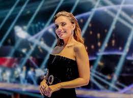Ecco gli ospiti della serata in onda martedì 20 aprile in prima serata su rai 1. Stasera In Tv Torna Serena Rossi Con Canzone Segreta Tutti Gli Ospiti Della Quarta Puntata