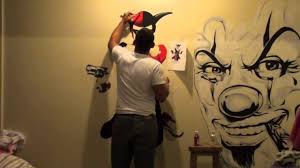 Joker comic large wall stickers room stickers art mural wall murals wall art harley quinn et le joker hearly quinn nananana batman. Harley Quinn Wall Painting Youtube