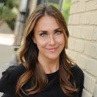 Melissa Carmichael's Instagram, Twitter & Facebook