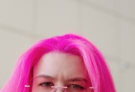 You may end up spending more time or money than if you just bought new products from the beginning. Does Hair Color Expire