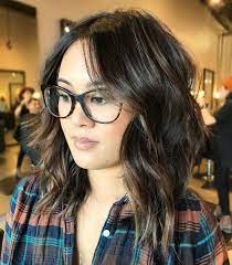 40 Stunning Medium Hairstyles For Round Faces Round Face Haircuts Hairstyles For Round Faces Medium Hair Styles