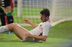 Italy international alessandro florenzi could miss the rest of the season with a knee. As Roma English On Twitter Update On Alessandro Florenzi He Has Suffered A Sprain To His Left Knee The Extent Of The Injury Will Be Assessed Over The Next 24 Hours Https T Co K45ytzatht
