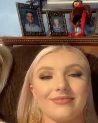 Happy Mother’s Day to the most amazing mom a girl could ever ask for. You  continue to inspire me