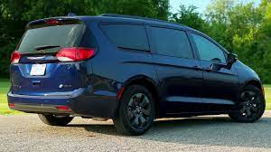 We owned that vehicle a long time ago, and i tried to keep that from my mind as i drove the 2019 chrysler pacifica. 2019 Chrysler Pacifica Hybrid S Youtube