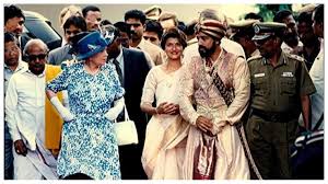 Jun 19, 2021 · queen elizabeth ii. Queen Elizabeth Ll Spent 20 Mins On Kamal Haasan S Marudhanayagam Sets On Tuesday Trivia Movies News