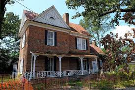 What Is Distressed Property And How To Find One We Buy Houses Distressed Property Sell My House