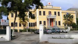 Ένα νησί με κεφάτους ανθρώπους. E2hr5kluuaey2m