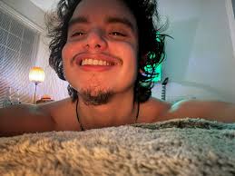 Find someone who looks at you like Stanley looks at sweets 😂