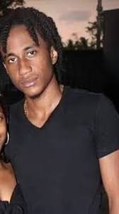 Family offers $10,000 for info