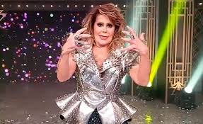 Get all the lyrics to songs by alejandra guzmán and join the genius community of music scholars to learn the meaning behind the lyrics. Alejandra Guzman Inicio El 2021 Con Burlas Y Criticas Por Su Aspecto Informacion Center