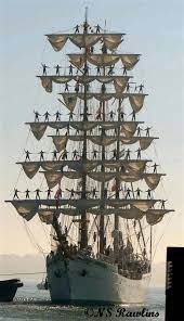 Pin By Lubella On Sea Others Old Sailing Ships Sailing Ships Sailing