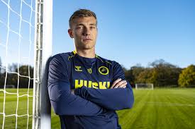 From Ajax to Millwall, how Zian Flemming is bringing some Dutch courage to the Lions' play-off push | The US Sun
