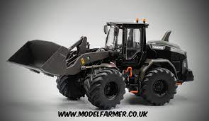 Modelfarmer Co Uk The Last Model Leaving Us For 2020 Another Volvo L90h Finished In High Gloss Black That S It For 2020 We Ve Even More Planned And Already Underway For 2021 Watch This