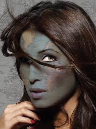 Reunited with my bestie and muse @vaneezaofficial after 5 years in London.  The face of my piece 'Aleph' which lives