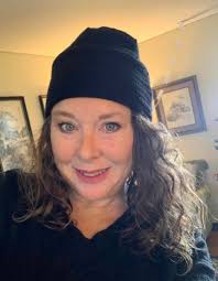 FREE PDF PATTERN- Cuffed Beanie in 5 sizes