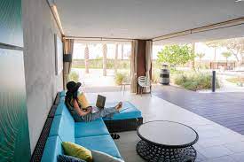 A Weekend Getaway At Zota Beach Resort In Longboat Key Florida Twf Beach Resorts Resort Poolside Longboat Key Florida