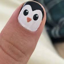 Eldeki Kahverengi Lekeler Nasil Giderilir Mimuu Com Desenler Penguen Ve Tirnak