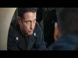 Filmul operaţiunea hunter killer ne prezintă povestea comandantului joe glass (gerard butler) care neașteptat este pus la conducerea unui submarin american deșii nu avea experiență în conducere. Hunter Killer 2018 Imdb